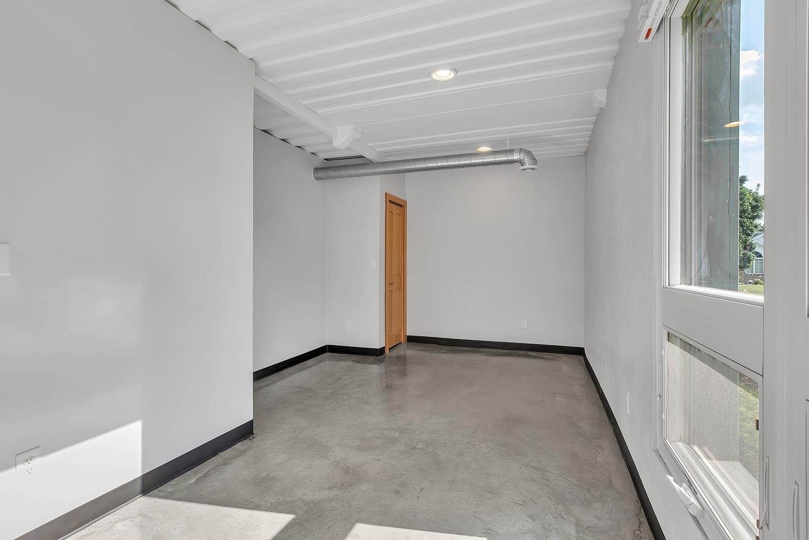 5520 West Cedar Crest Court, Appleton, WI 54914