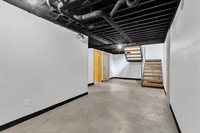 5520 West Cedar Crest Court, Appleton, WI 54914