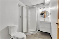 5520 West Cedar Crest Court, Appleton, WI 54914