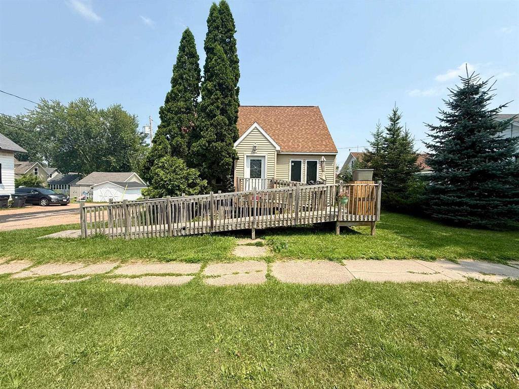 209 E Arnold St., Marshfield, WI 54449