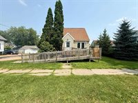 209 E Arnold St., Marshfield, WI 54449