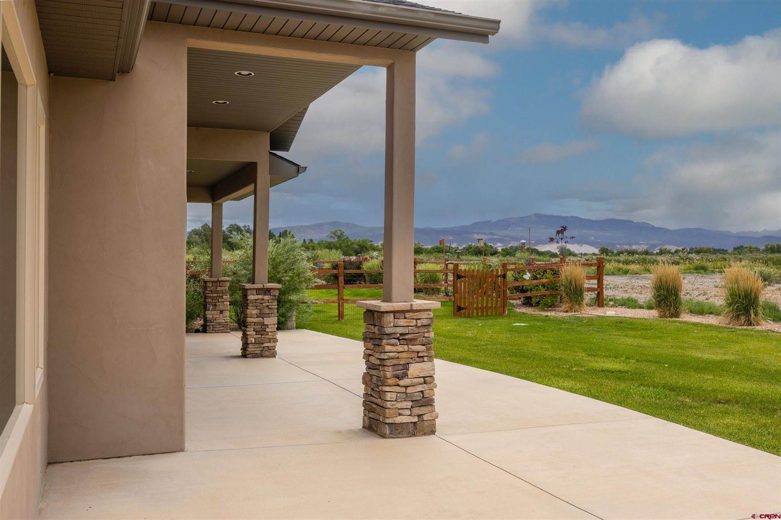 1124 San Sophia Drive, Montrose, CO 81403