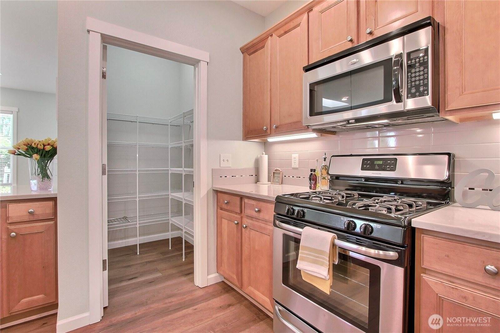 2958 Martin Place, Dupont, WA 98327