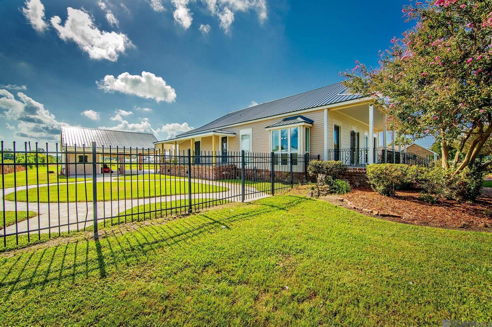 15045 East Main Street, Cut Off, LA 70345