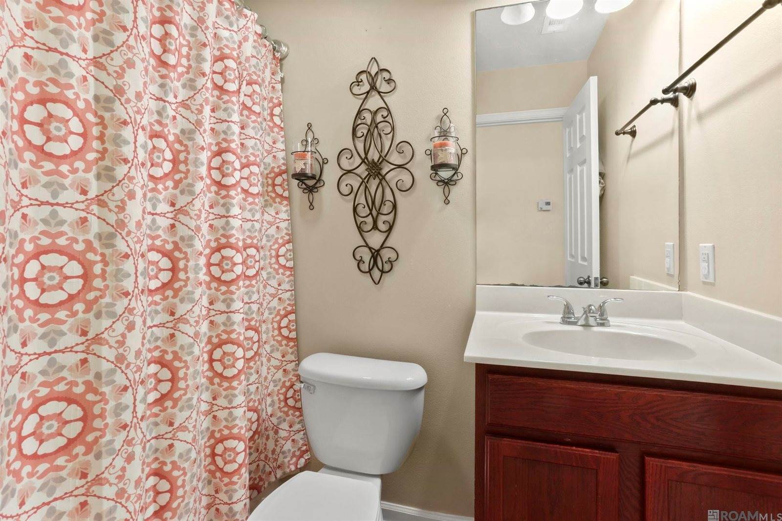 39474 Old Cornerstone Ct, Prairieville, LA 70769