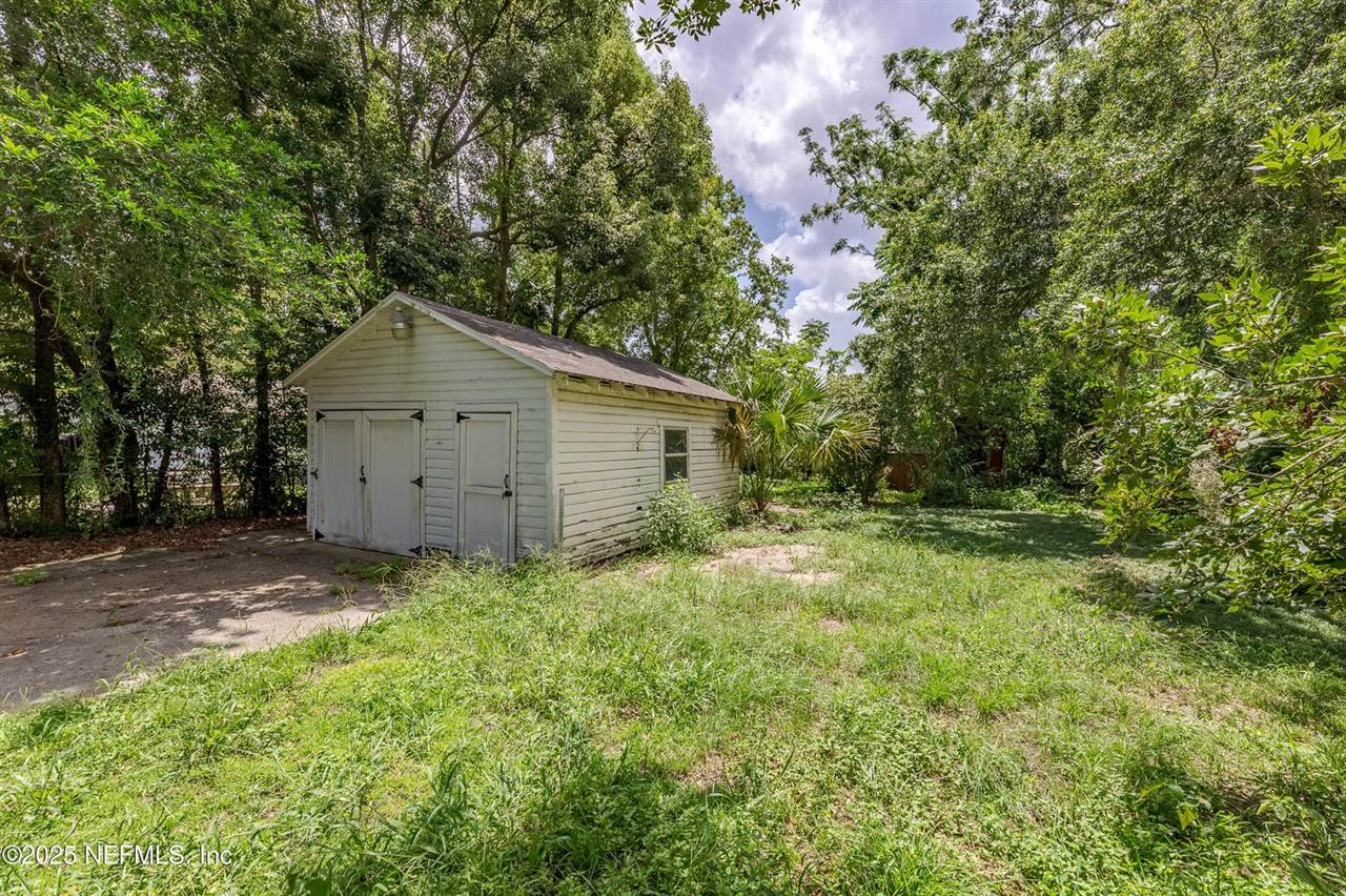 8073 Oakwood Street, Jacksonville, FL 32208
