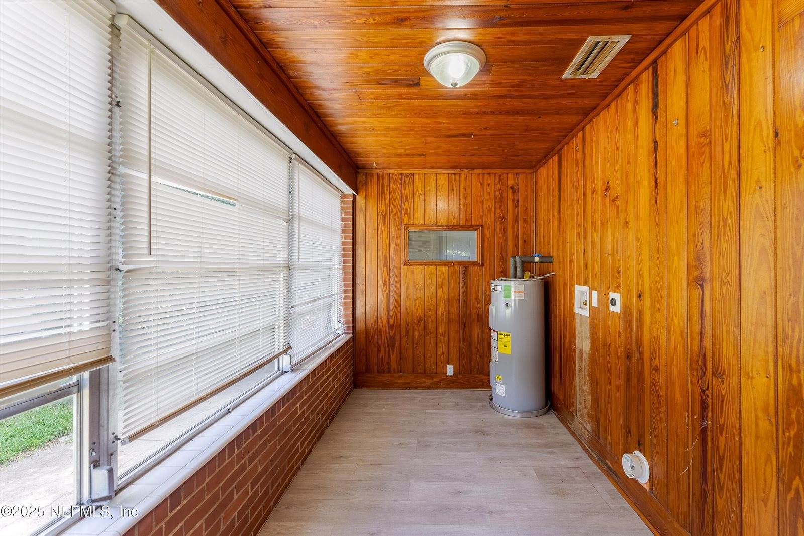 8073 Oakwood Street, Jacksonville, FL 32208