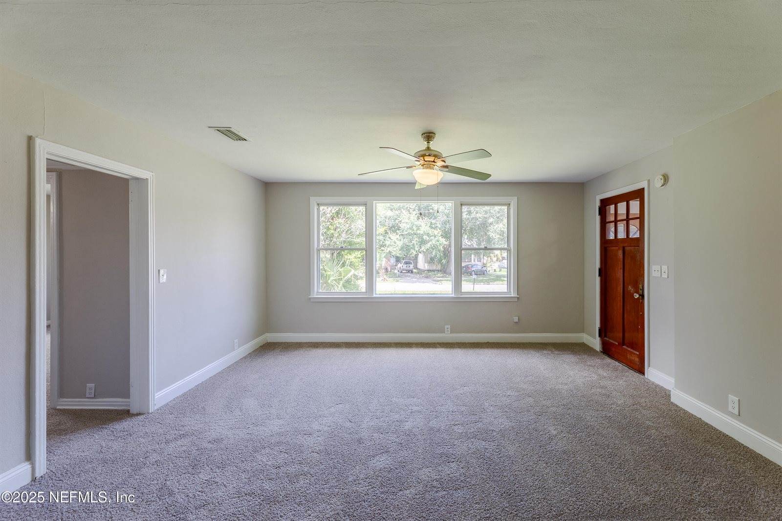 8073 Oakwood Street, Jacksonville, FL 32208