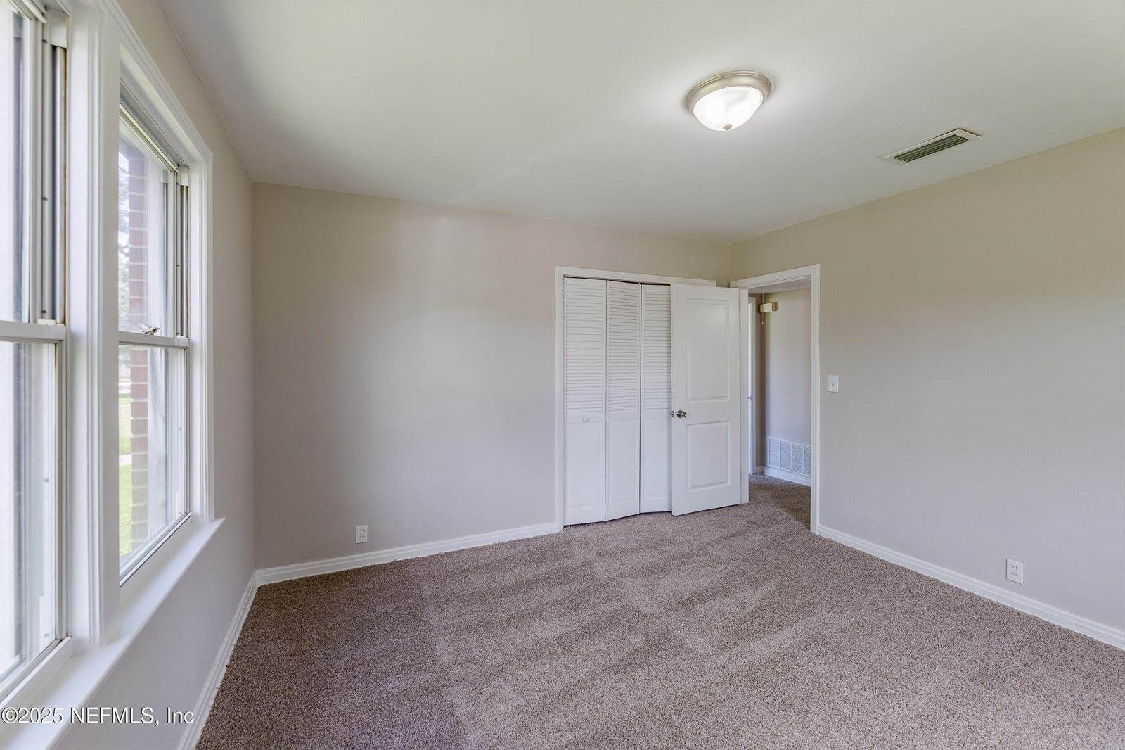 8073 Oakwood Street, Jacksonville, FL 32208