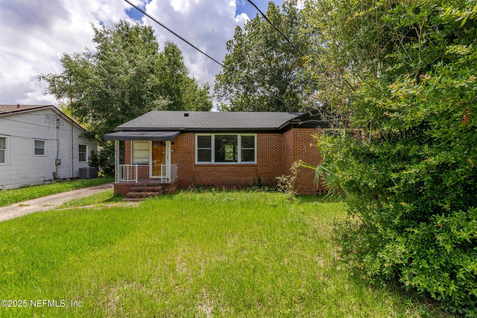 8073 Oakwood Street, Jacksonville, FL 32208