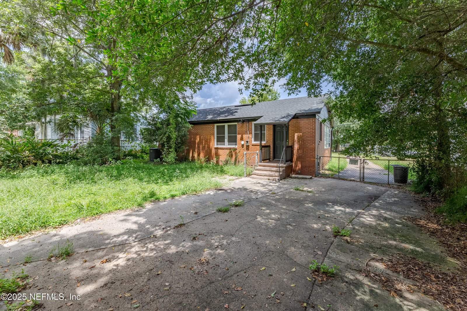 8073 Oakwood Street, Jacksonville, FL 32208