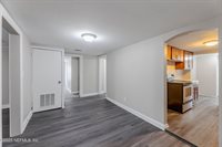 8857 Washington Avenue, Jacksonville, FL 32208