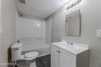 8857 Washington Avenue, Jacksonville, FL 32208