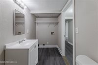 8857 Washington Avenue, Jacksonville, FL 32208