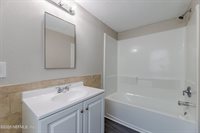 8857 Washington Avenue, Jacksonville, FL 32208