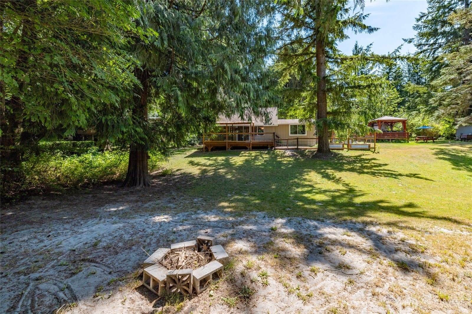 41649 North Shore Lane, Concrete, WA 98237