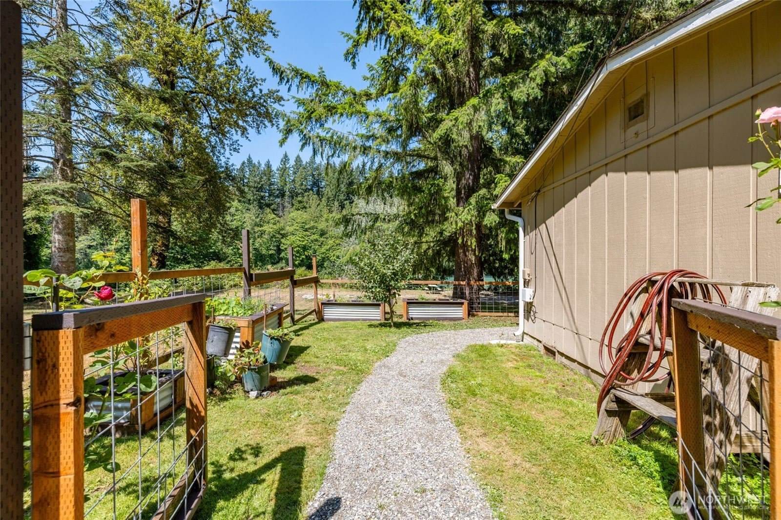 41649 North Shore Lane, Concrete, WA 98237