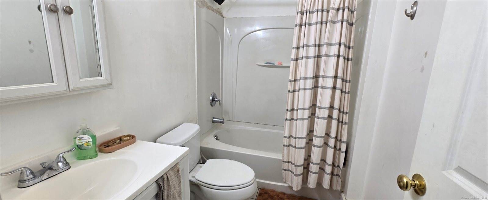 860 Colorado, Bridgeport, CT 06604