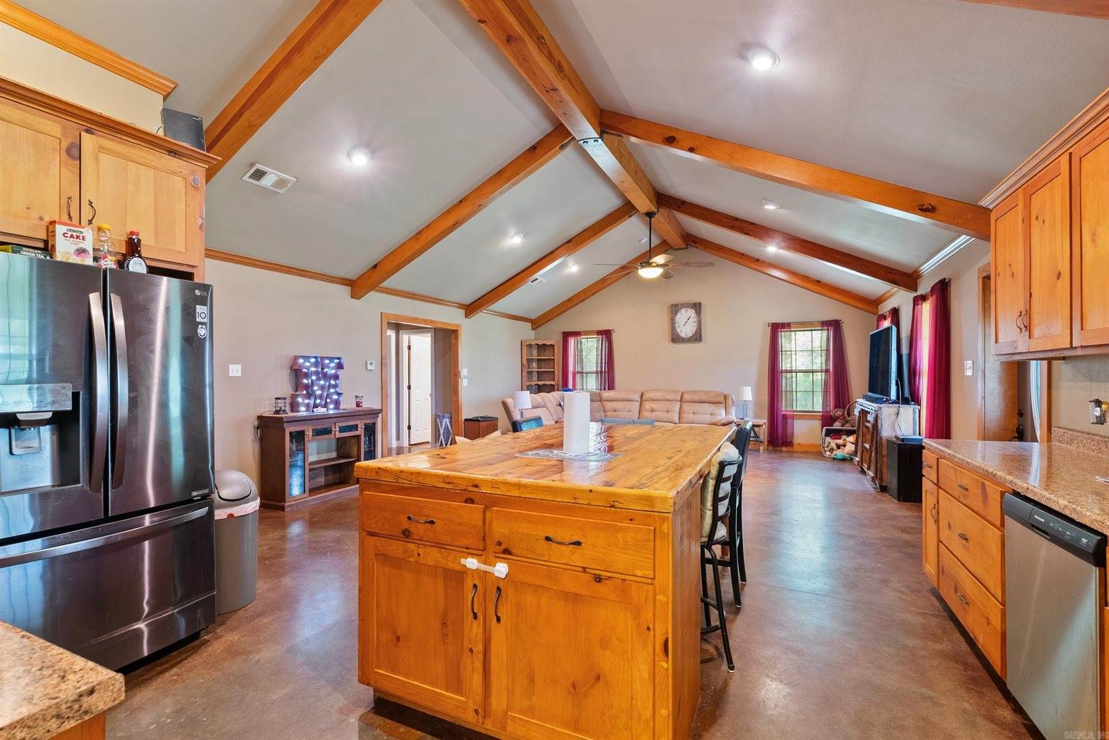 688 Main Street, Conway, AR 72032