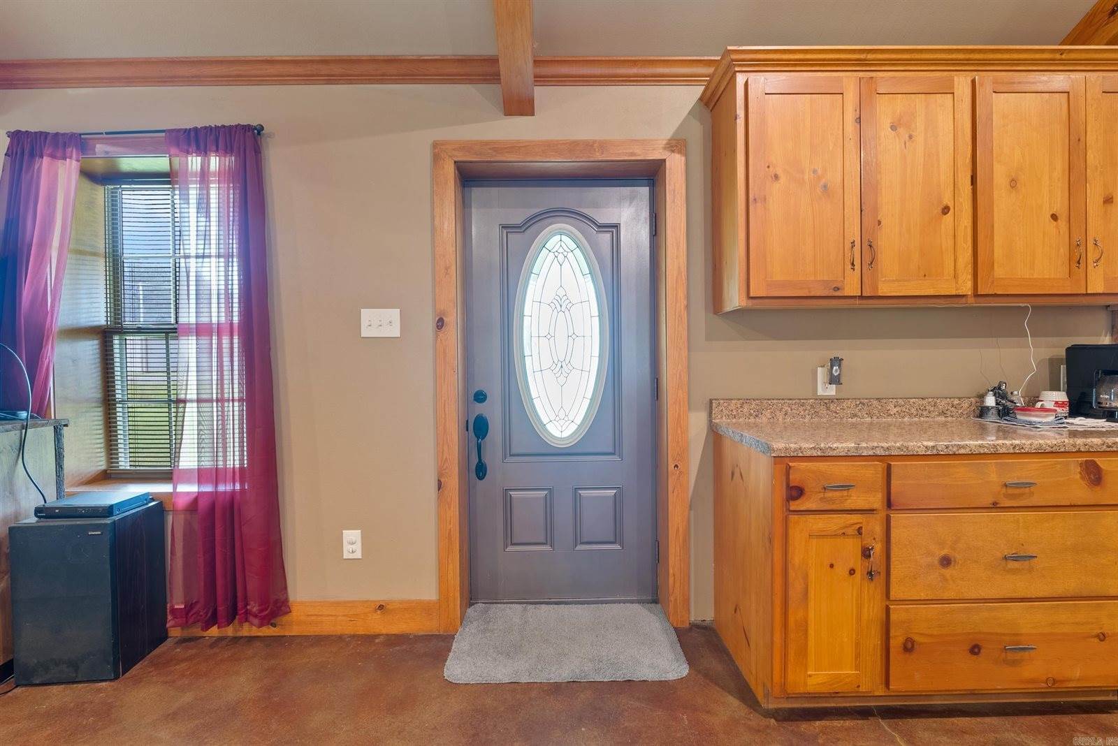 688 Main Street, Conway, AR 72032