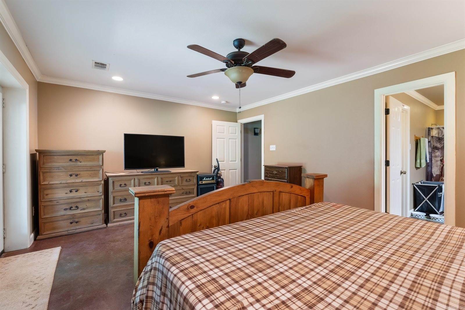 688 Main Street, Conway, AR 72032