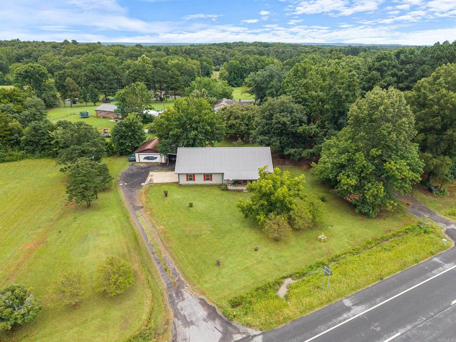 688 Main Street, Conway, AR 72032