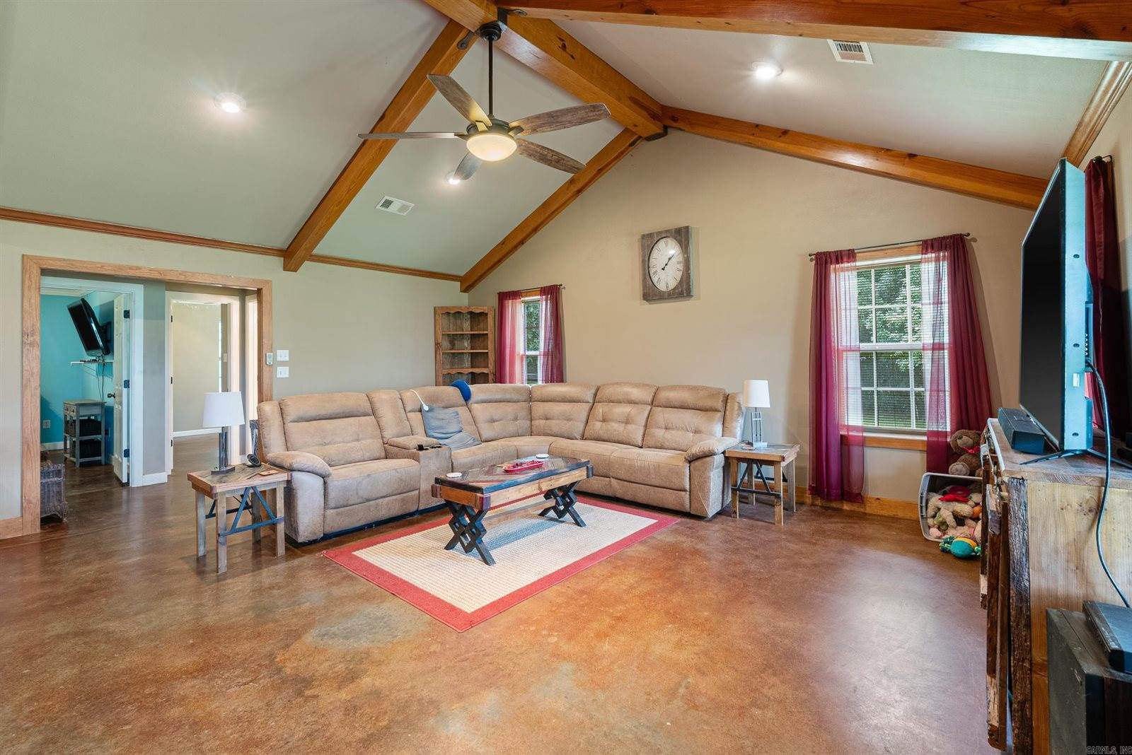 688 Main Street, Conway, AR 72032