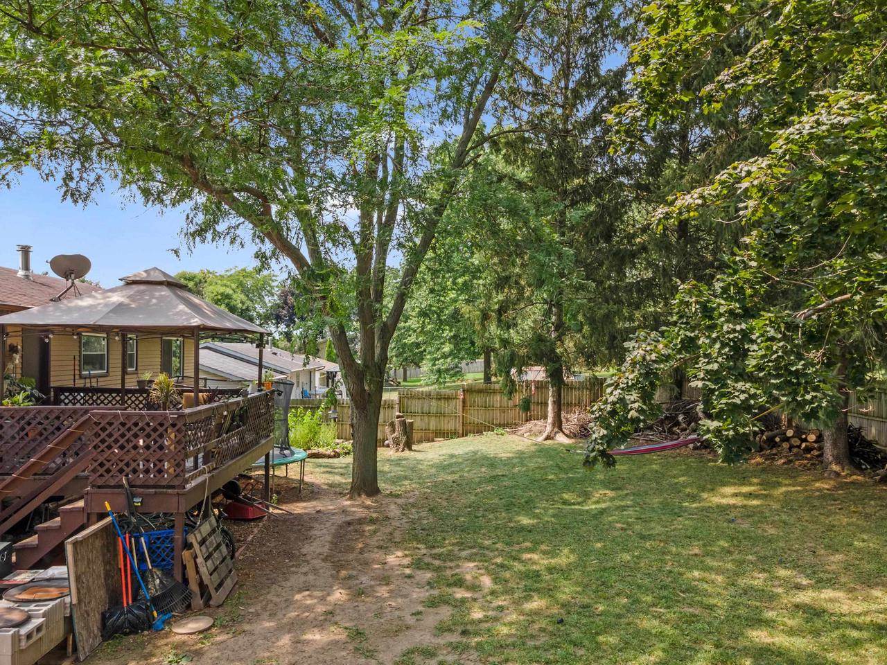 620 Acker Parkway, Deforest, WI 53532