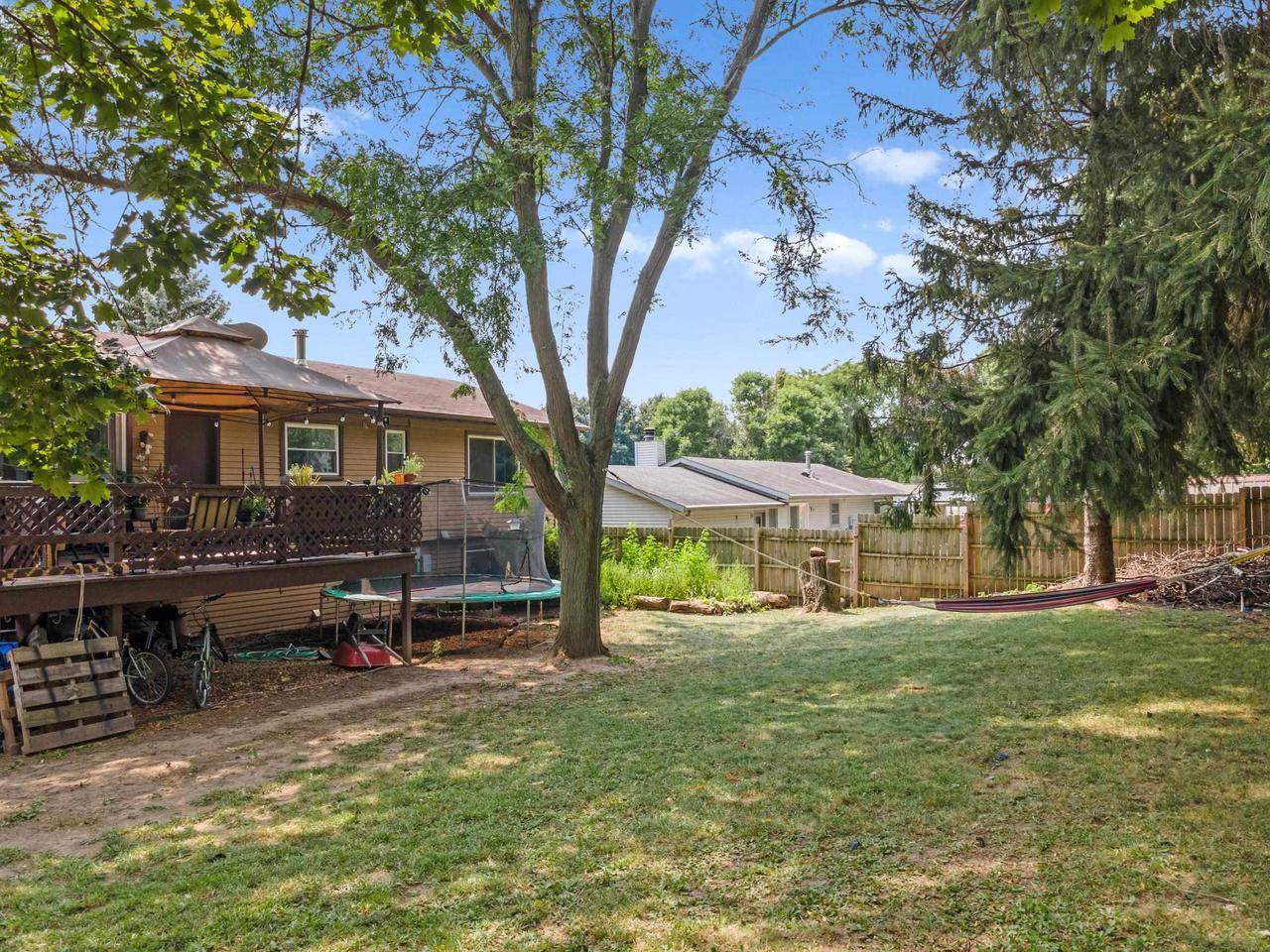 620 Acker Parkway, Deforest, WI 53532