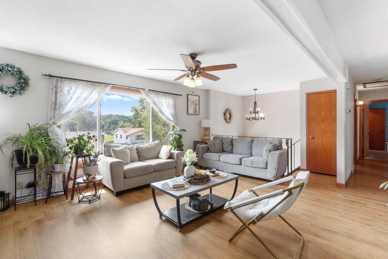 620 Acker Parkway, Deforest, WI 53532