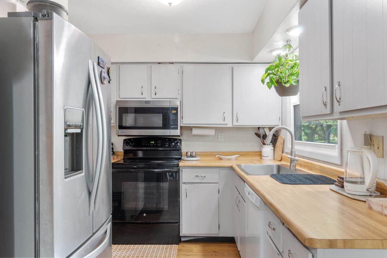 620 Acker Parkway, Deforest, WI 53532