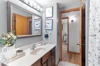 620 Acker Parkway, Deforest, WI 53532