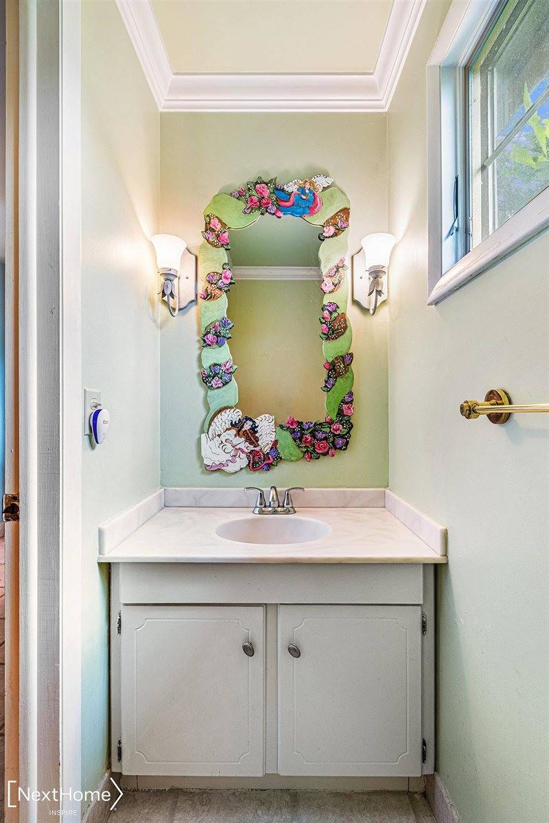 7415 Green Valley Drive, Grand Blanc, MI 48439