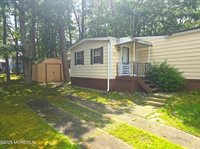 24 Gardenia Place, Jackson, NJ 08527