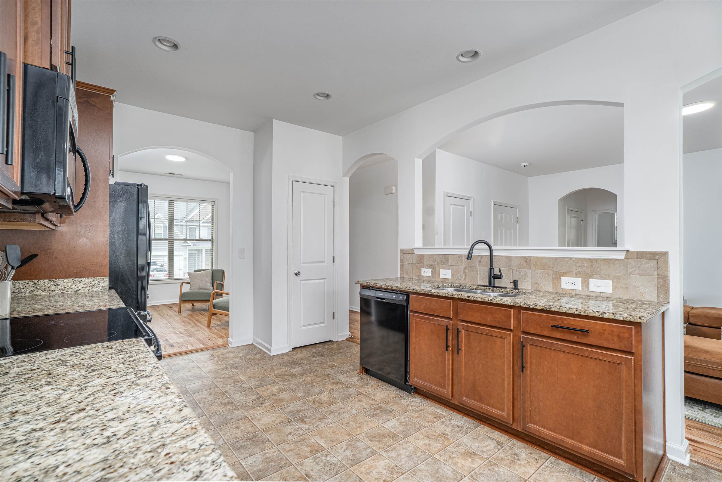 317 Pleasant Creek Ct, Lexington, SC 29073