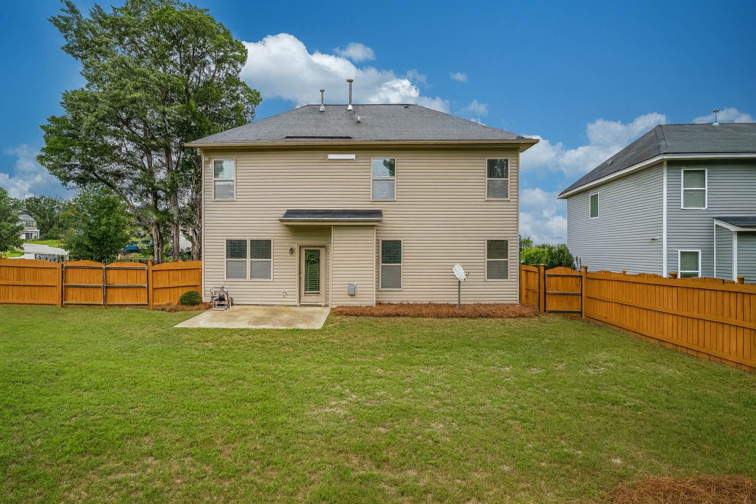 317 Pleasant Creek Ct, Lexington, SC 29073