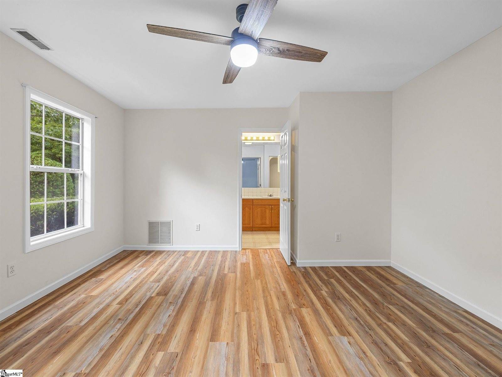 1349 East Lakeshore, Landrum, SC 29356