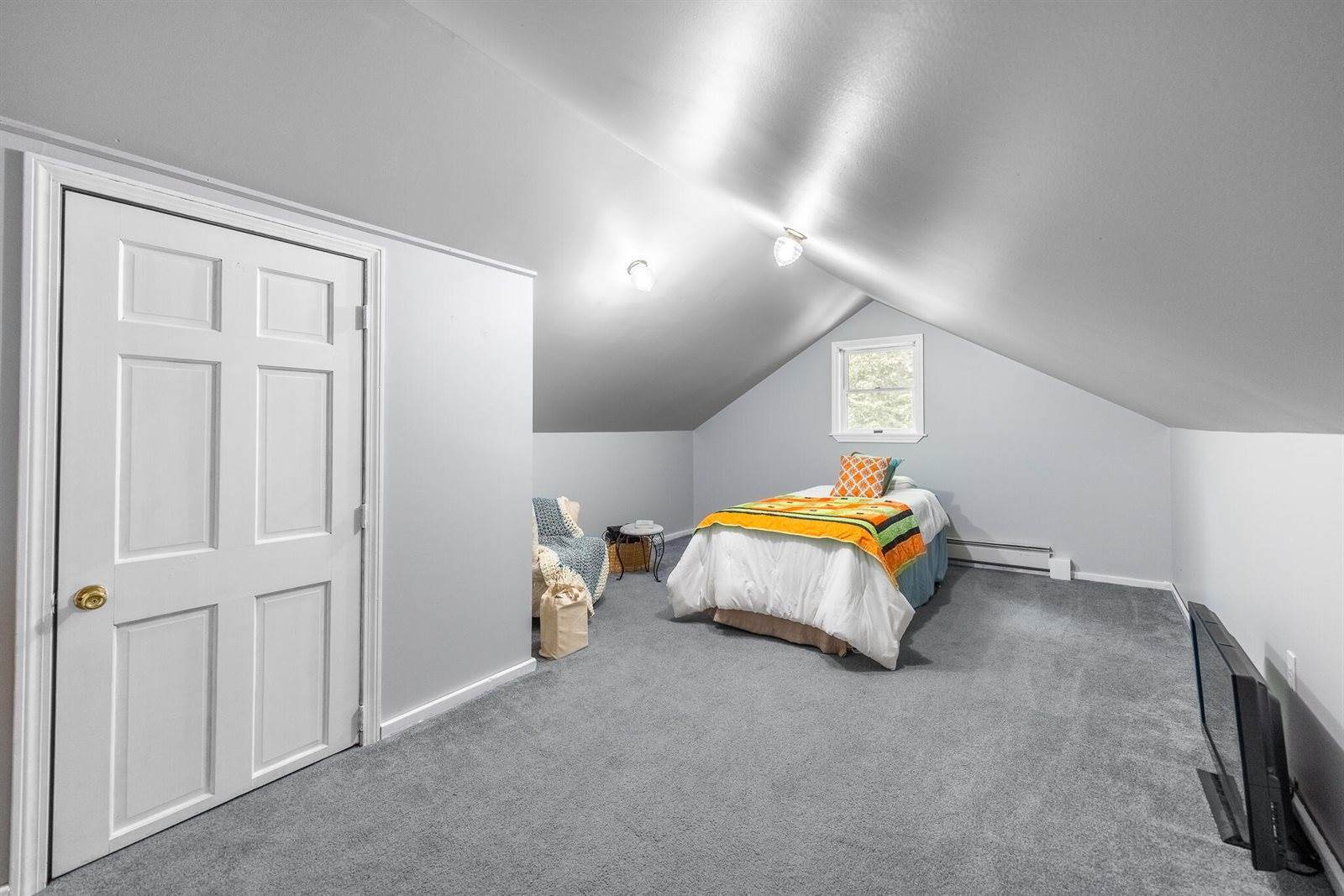 116 Gould Road, Orono, ME 04473