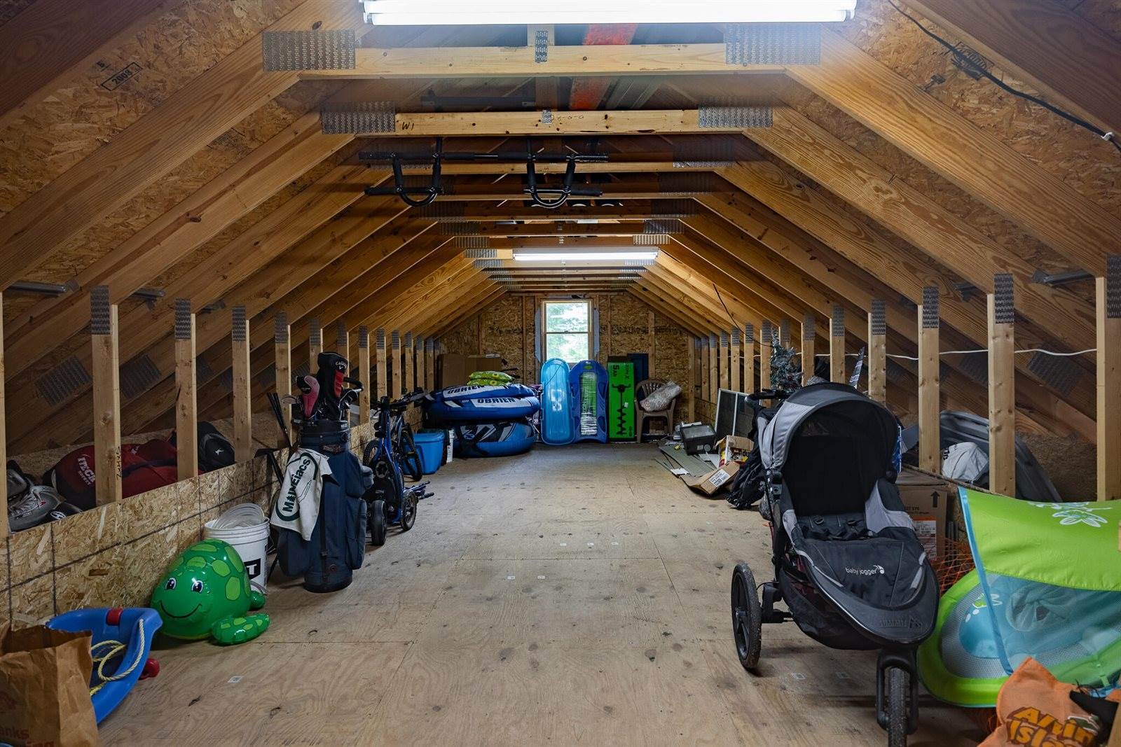 116 Gould Road, Orono, ME 04473