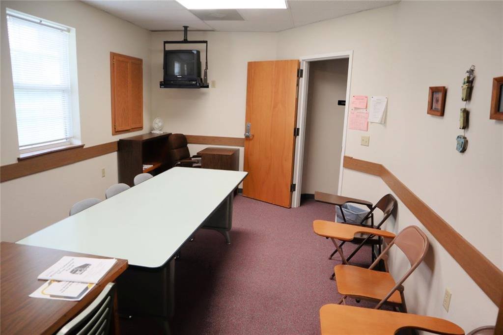 201 Ash Street, Gallatin, MO 64640