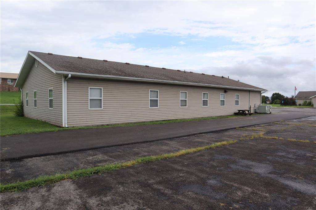 201 Ash Street, Gallatin, MO 64640