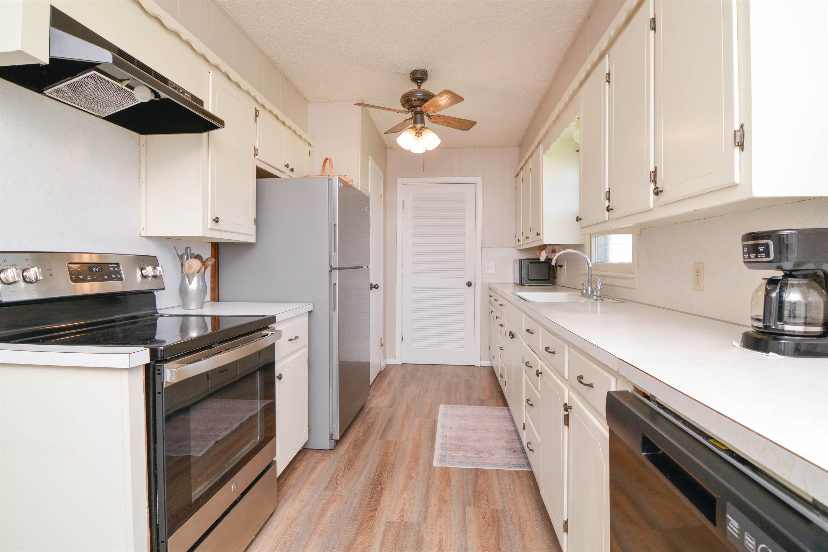 308 W Ellwood Boulevard, Anton, TX 79313