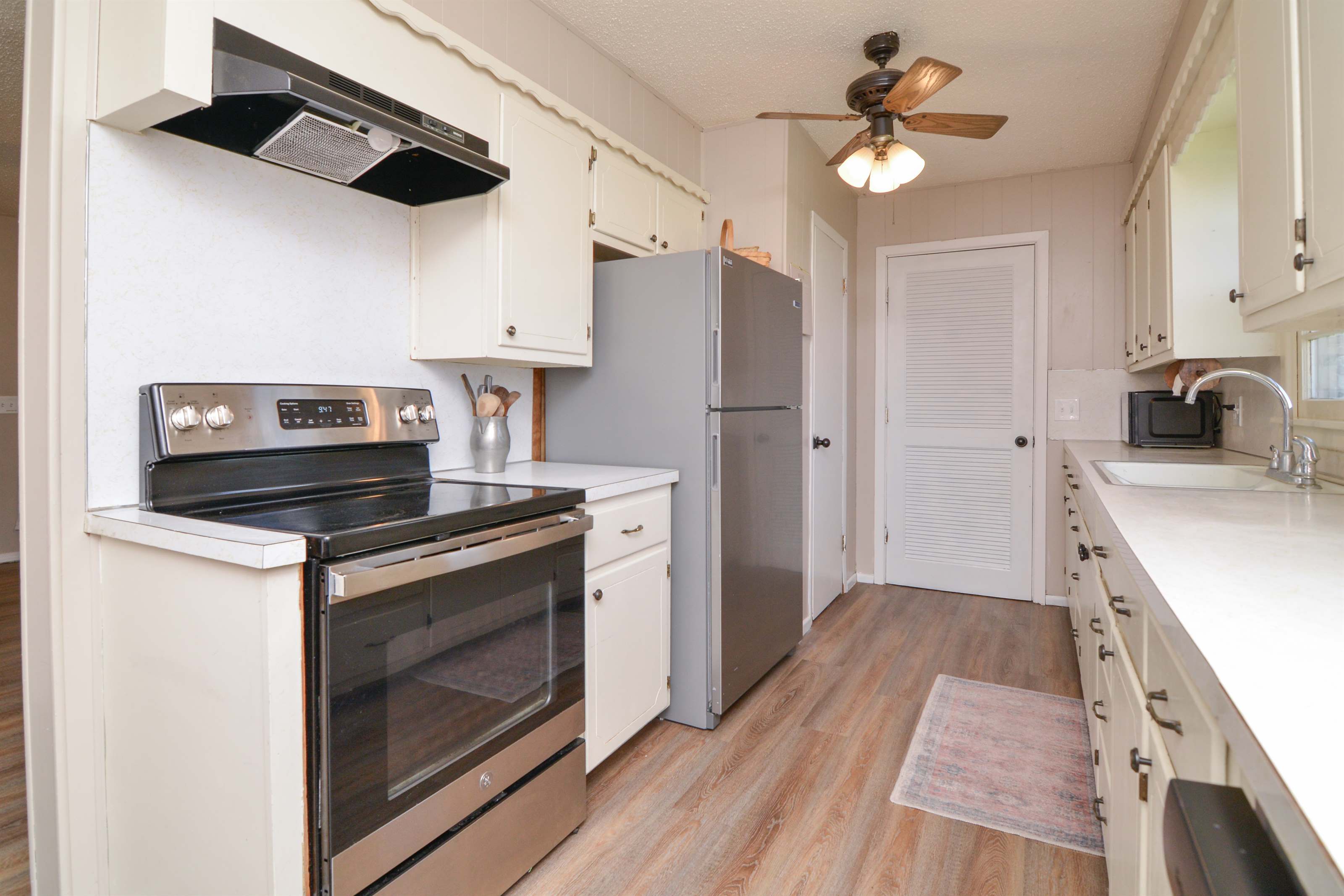 308 W Ellwood Boulevard, Anton, TX 79313