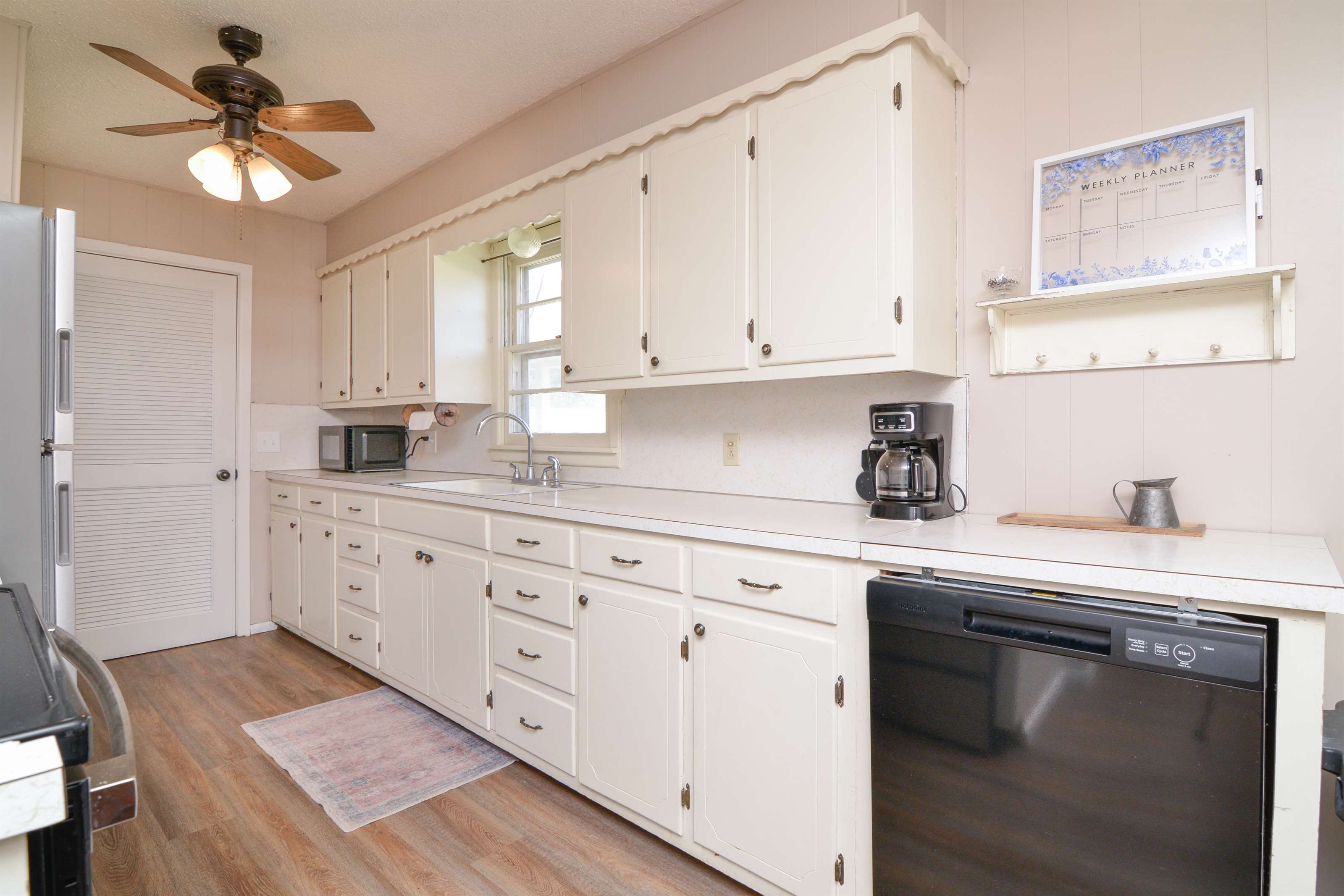 308 W Ellwood Boulevard, Anton, TX 79313