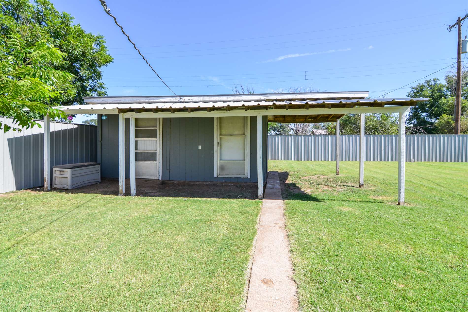 308 W Ellwood Boulevard, Anton, TX 79313