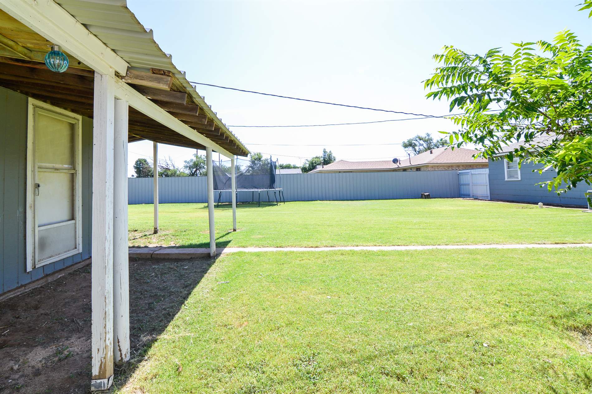 308 W Ellwood Boulevard, Anton, TX 79313