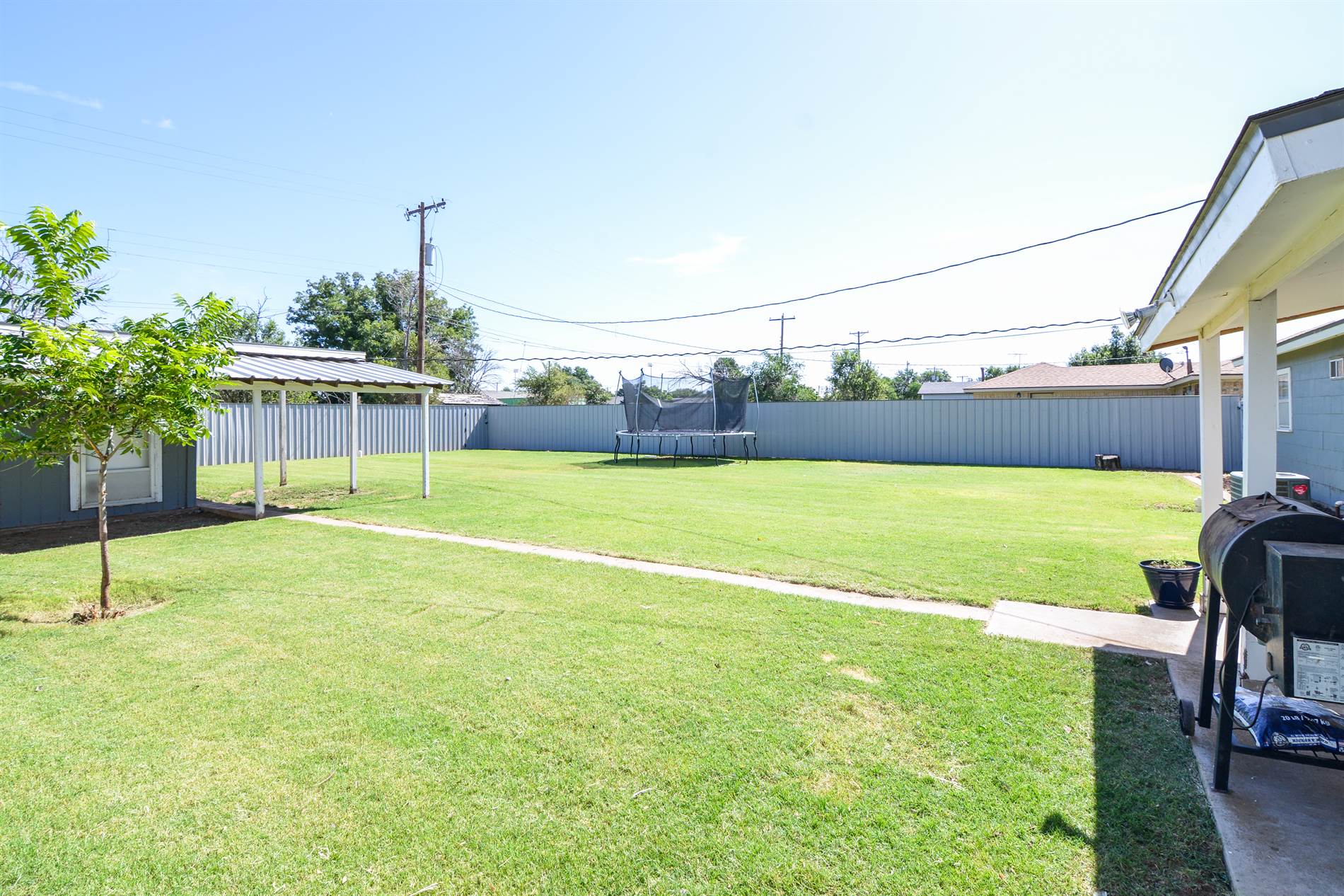 308 W Ellwood Boulevard, Anton, TX 79313