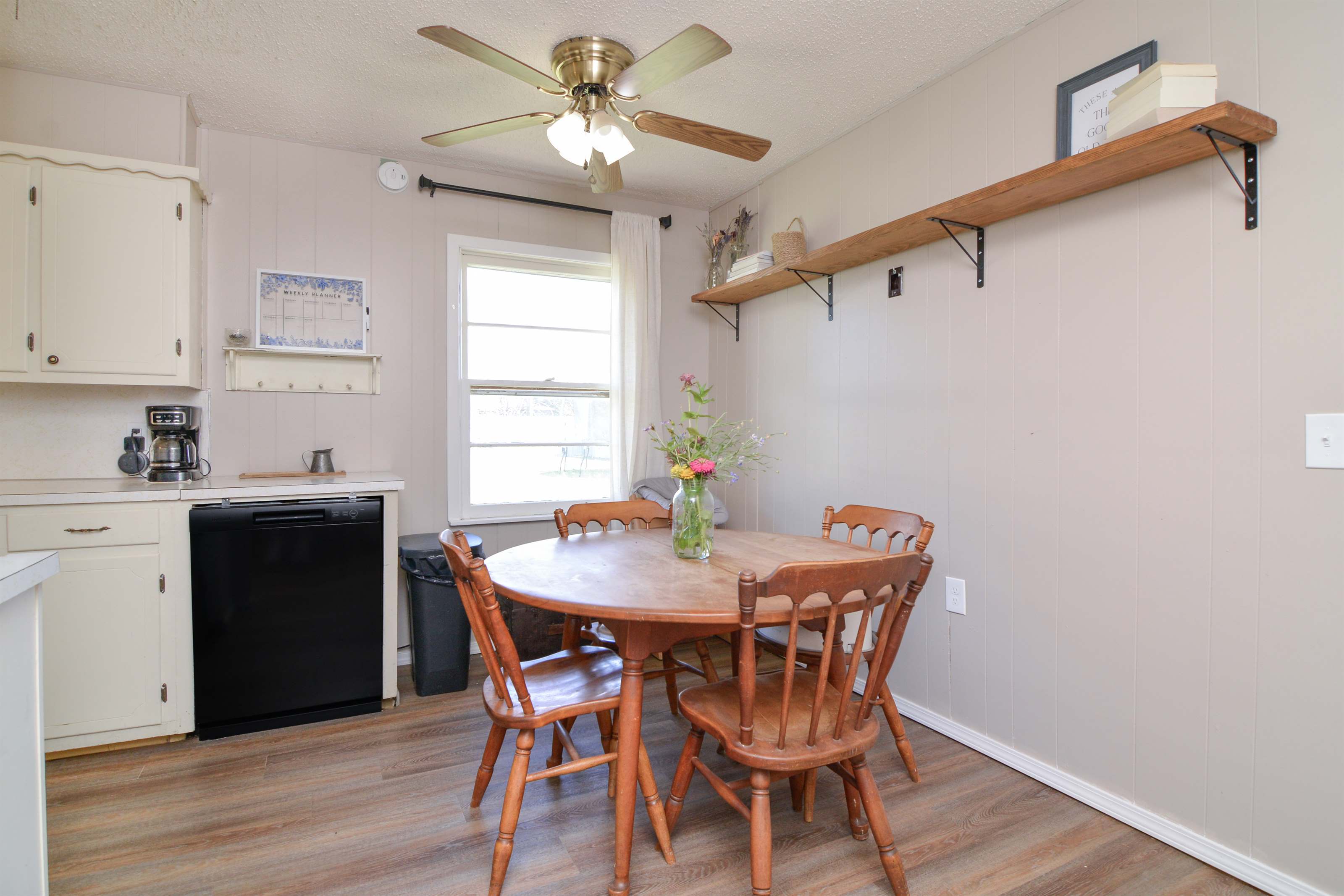 308 W Ellwood Boulevard, Anton, TX 79313