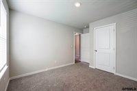 225 North 10th Avenue, Springfield, NE 68059