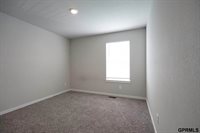 225 North 10th Avenue, Springfield, NE 68059